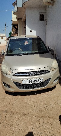 ગાડી વેચવાની છે