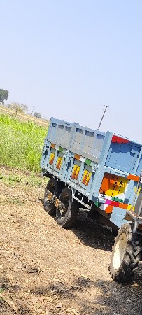 મીની ટ્રેઇલર વેચવાનું છે