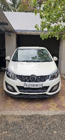 આ કાર વેચવાની છે