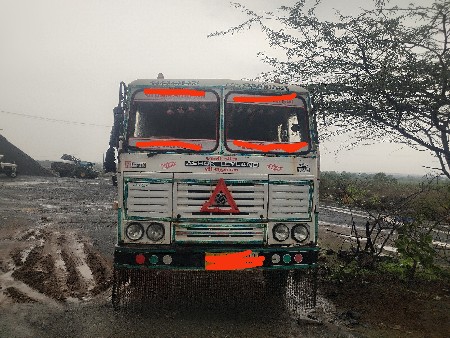 અશોક લેલન  2012