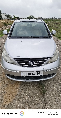 ફોર વ્હીલ-કાર વેચવાની છે