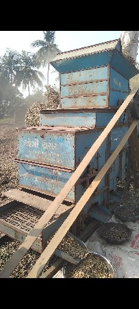 ત્રણનું ઓપનેર યોગી કંપનીનું