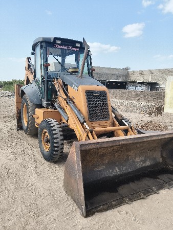case 770 L AND T