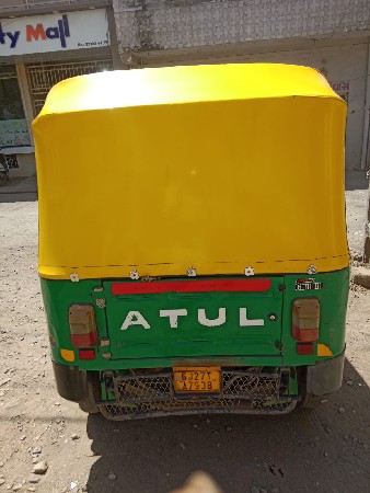 આ ગાડી વેચવિની છે