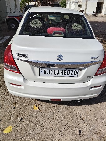 ફોરવીલ વેચવાની છે