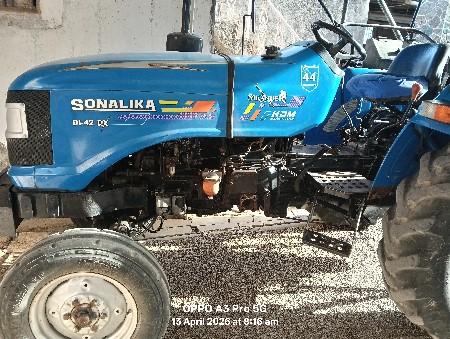 સોનલિકા Rx 42 સિકંદર