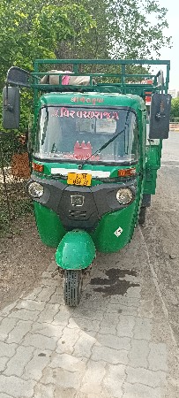બજાજ મેક્સિમમ લોડિંગ 2018 મોડલ