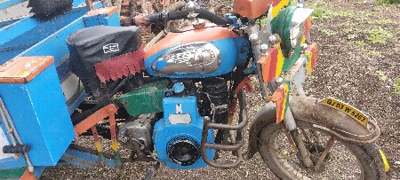 રીક્ષા વેચવાની છે