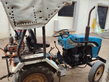 વેચવાનું છે