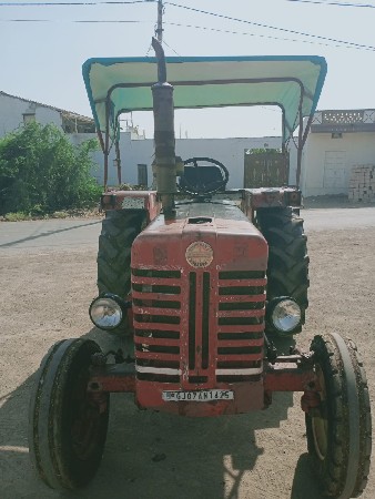 Mahendra B275 di