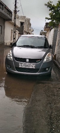 સ્વીફટ