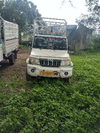 બૉલેરો એફસટા લોઞ