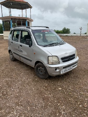 વેગેનાર કાર વેચવાની છે.