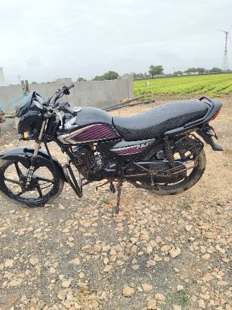 મોડેલ 2016