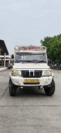 MAHINDRA BOLERO