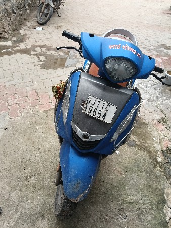 વેચવાનું છે