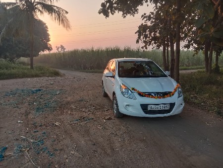 i20
