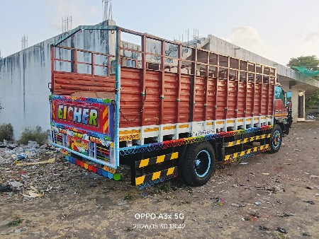 2015 મોડલ 19