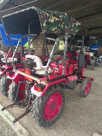 mahindra 215 yuvraj