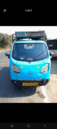7567073183