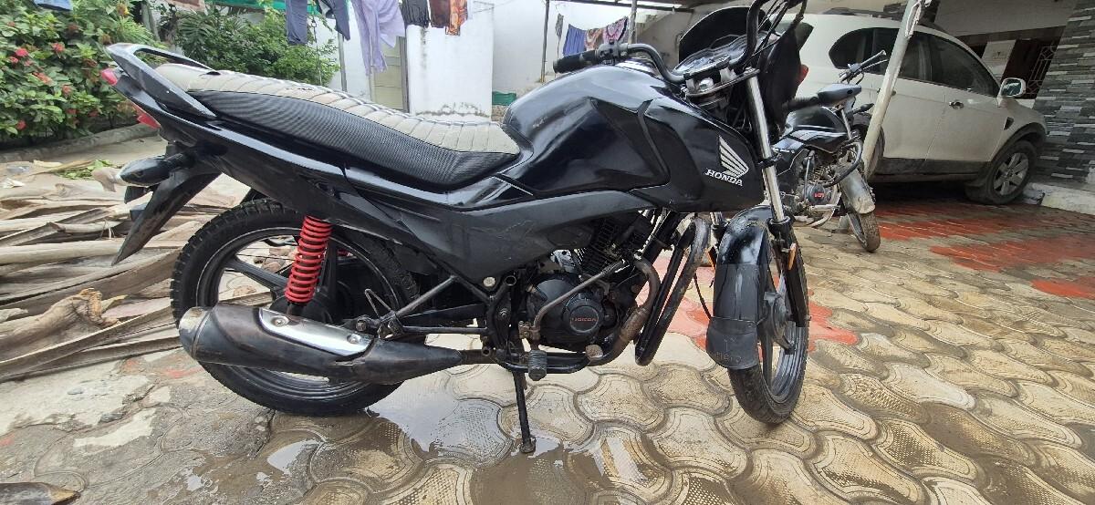 HONDA LIVO 2018
