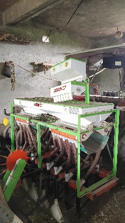 દતાર વેચવાનો છે.