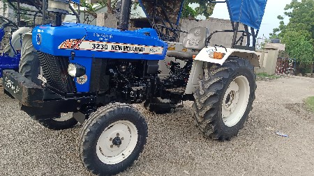 new Holland 3230 NX