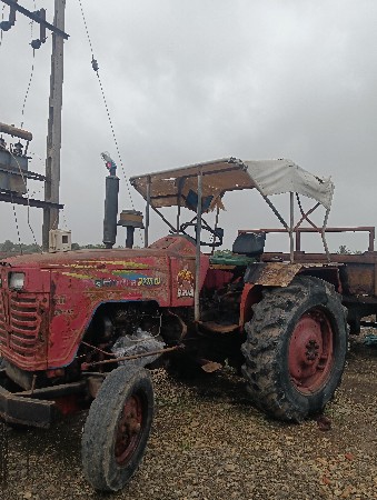 ટ્રેકટર અને ટ્રોલી