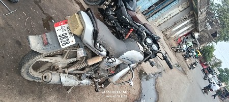 ટુ વ્હીલર વૅચવાનુ છે