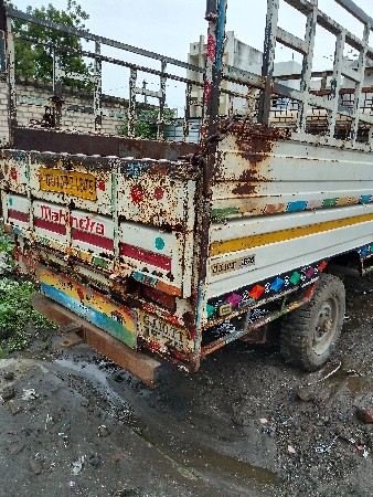 bolero maxitruck +