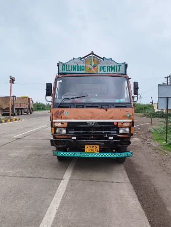 ટાટા આઇછર