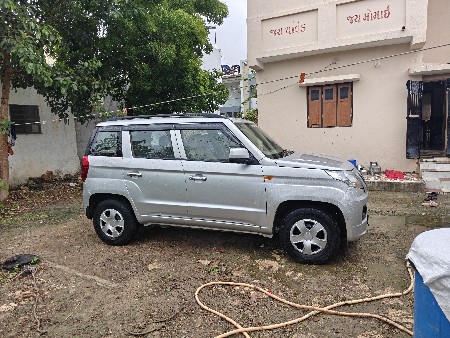 Mahindra TUV 300 2018