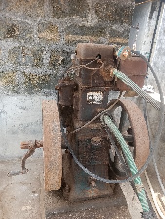 ડિઝલ એન્જિન વેચવાનું છે