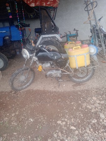 દવા છાંટવાની ગાડી વેચવાની છે