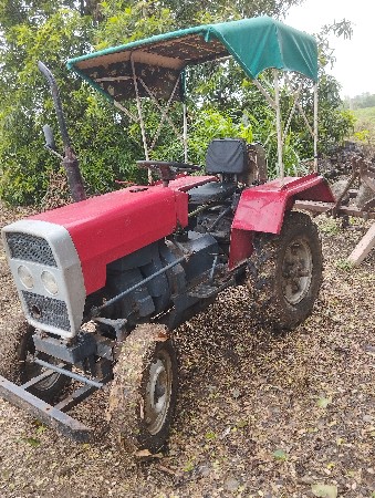 મીની ટેકટર વેચવાનું છે