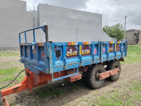 ટ્રોલી વેચવાની છે