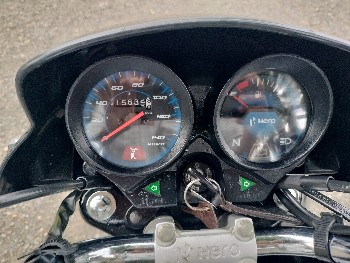 HF deluxe ગાડી વેશવાની છે
