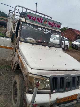 બોલેરો મેક્સી ટ્રક di સાદી 2013
