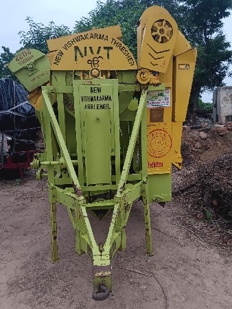 NVT મગફળીનું થેશર વેચવાનું છે.