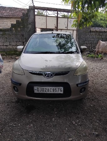 i10