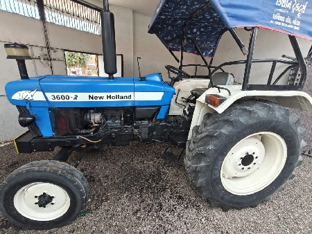 new Holland 3600-2 2013