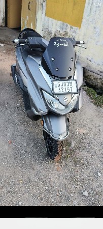 વેચવા નું છે