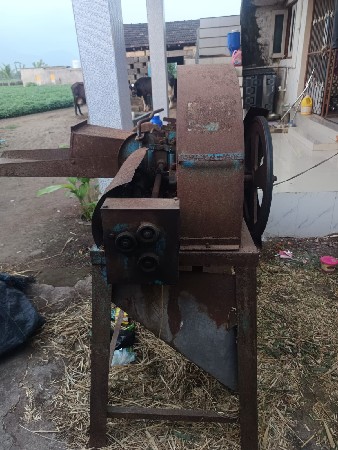 વેચવાની છે