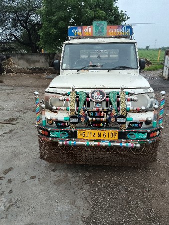 બોલેરો વેચવાનો છે