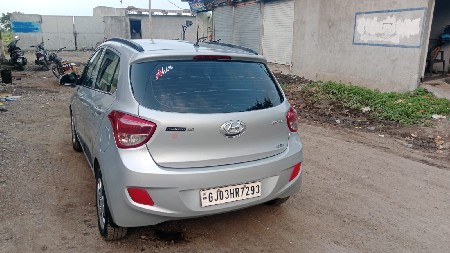 four wheel sell/કાર વેચવાની છે