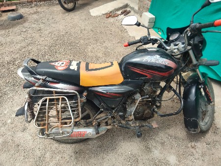 આ ગાડી વેચવાની છે