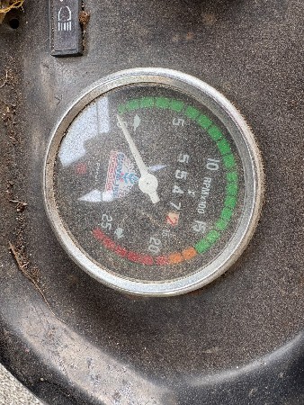 ટ્રેકટર વેચવાનું છે