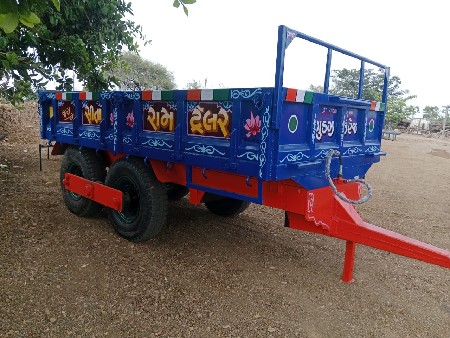 જય સીતારામ નું ફોરવીલ ટેલર વેચવાનું