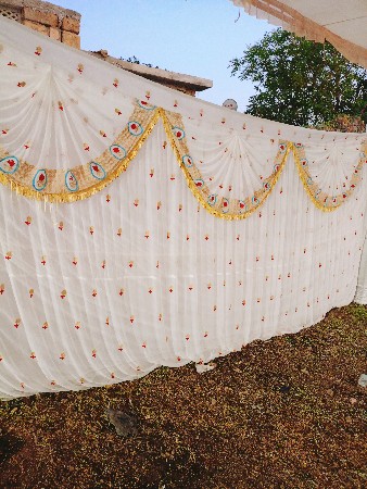 વેસવની છે