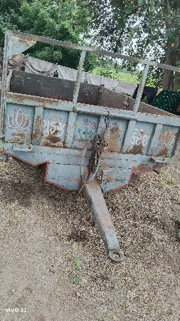ટ્રોલી વેચવાની છે
